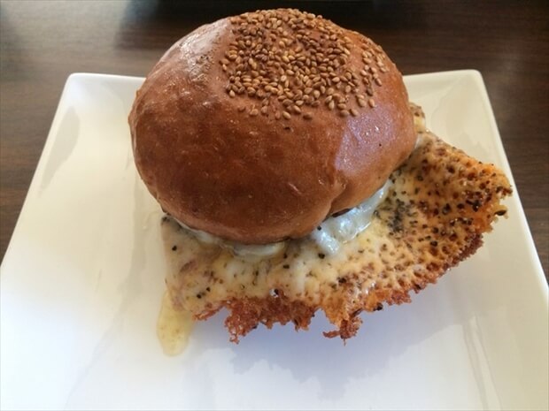 Okinawan  hamburger