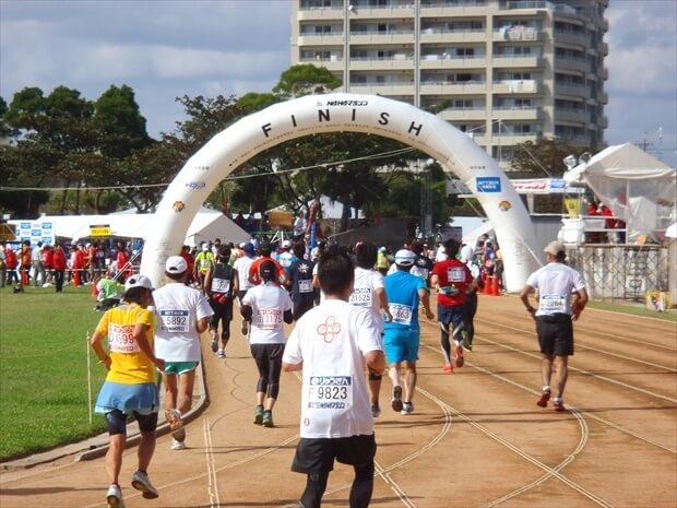 沖縄のマラソンイメージ