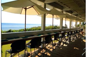 石垣島の美しい海を一望！カフェ「PUFFPUFF（プカプカ）」で、島タイムを満喫
