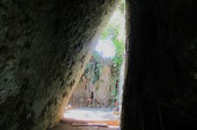 世界遺産「斎場御嶽（せーふぁうたき）」琉球王国最高の聖地