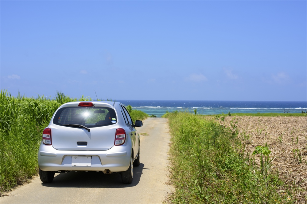 沖縄旅行には欠かせない、レンタカー付ツアーの選び方と気を付けること