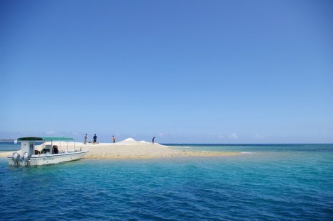 沖縄旅行でダイビングイメージ