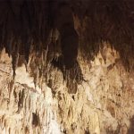 自然の芸術に息を呑む、沖縄の神秘鍾乳洞スポットが知りたい！