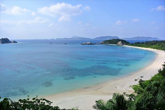 キレイなビーチがそこにある！沖縄で日帰りできる離島の海水浴場