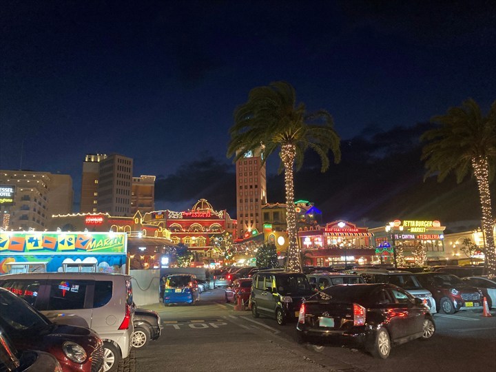 沖縄夜ドライブ