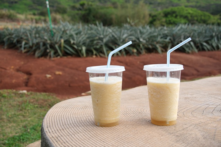 久米島　グルメ　赤嶺パイン園　パインジュース