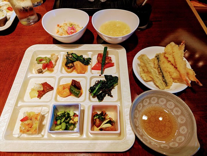 沖縄ホテルランチ　かりゆしビーチリゾート　THE DINING 暖流満菜