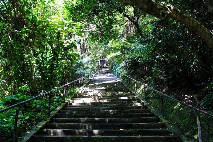 シルミチューの霊場　階段