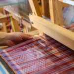 首里染織館suikara｜豊かな色彩が織りなす沖縄伝統の美しい布の物語の世界