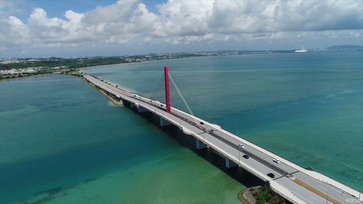 沖縄中部観光　海中道路