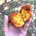 「かぼちゃアンダギー専門店カラバーサ」クチコミで美味しいと噂のアンダギーはもちふわ