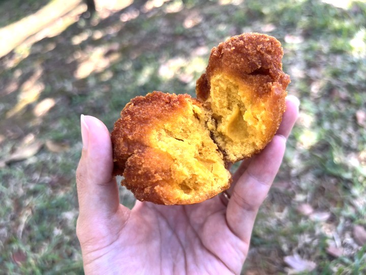 かぼちゃアンダギー専門店カラバーサ