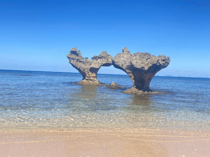 ハートロック アクセス